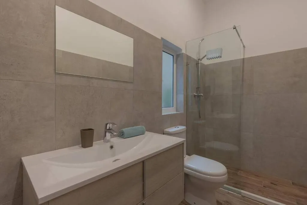 Appartamento Sliema - 2 Mins From The Beach