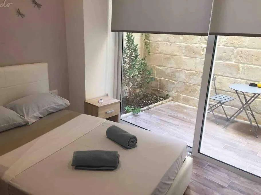 Appartamento Sliema - 2 Mins From The Beach